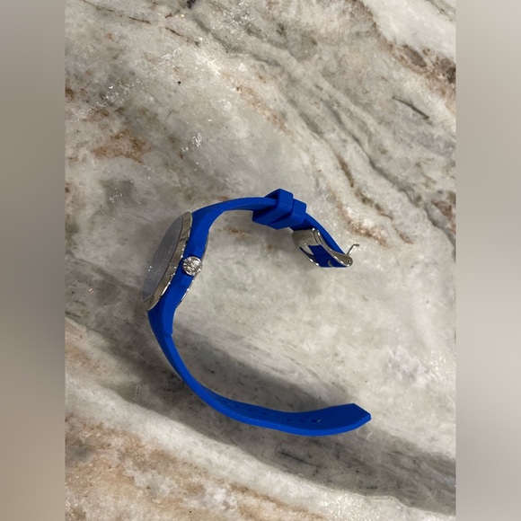 NWOT Michael Kors Womens MK2731 Bradshaw Blue Silicone - Picture 6 of 6